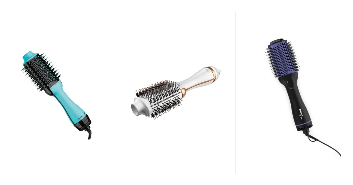 Escova rotativa com cerdas macias de nylon secando cabelo fino e liso sobre penteadeira clara